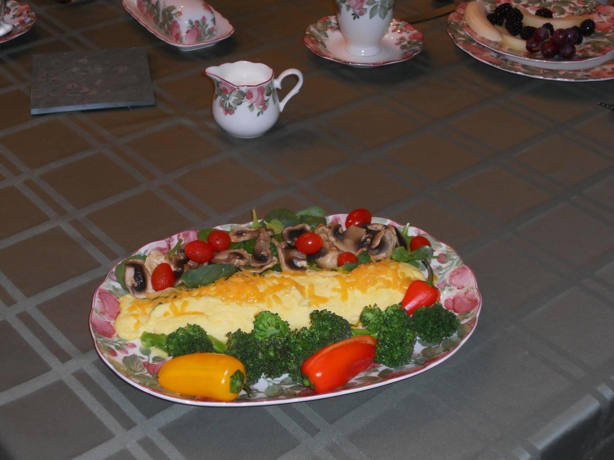 Camai Bed And Breakfast Anchorage Bagian luar foto